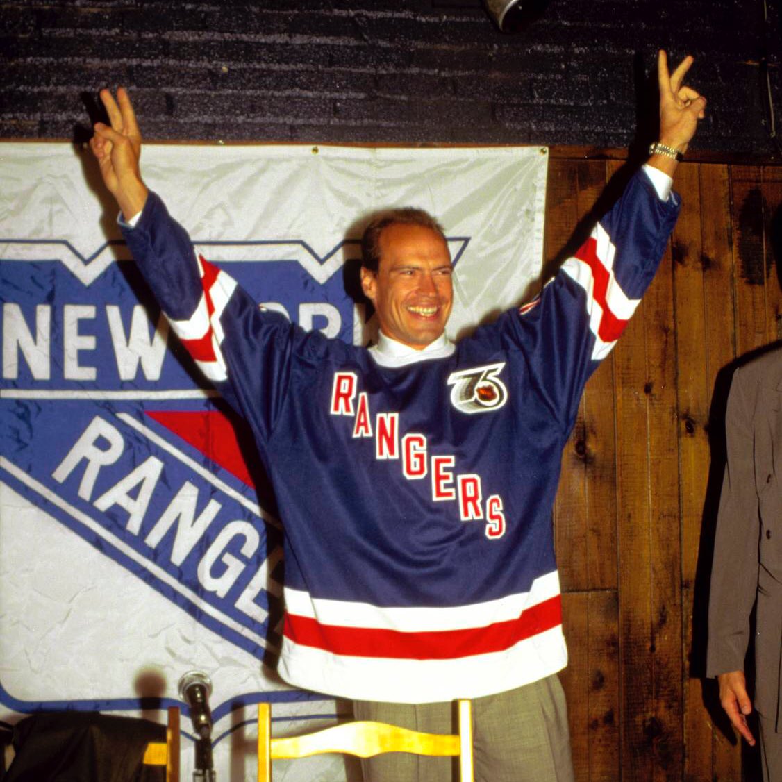 New York Rangers: The anniversary of Mark Messier's return in 2000