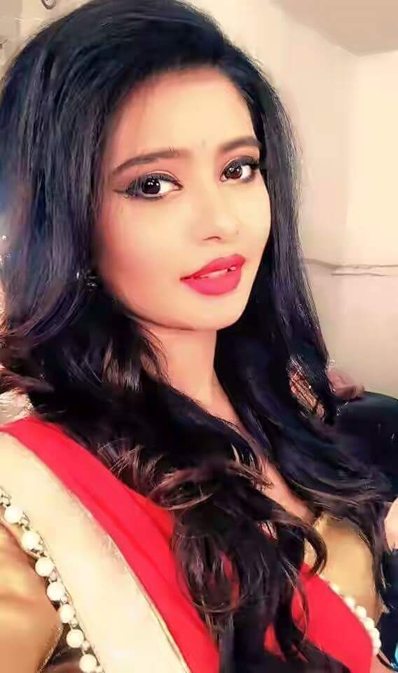 Waiting for my clients come join me in watsapp and have a sex chat with me just in 500 u can pay through paytm.
