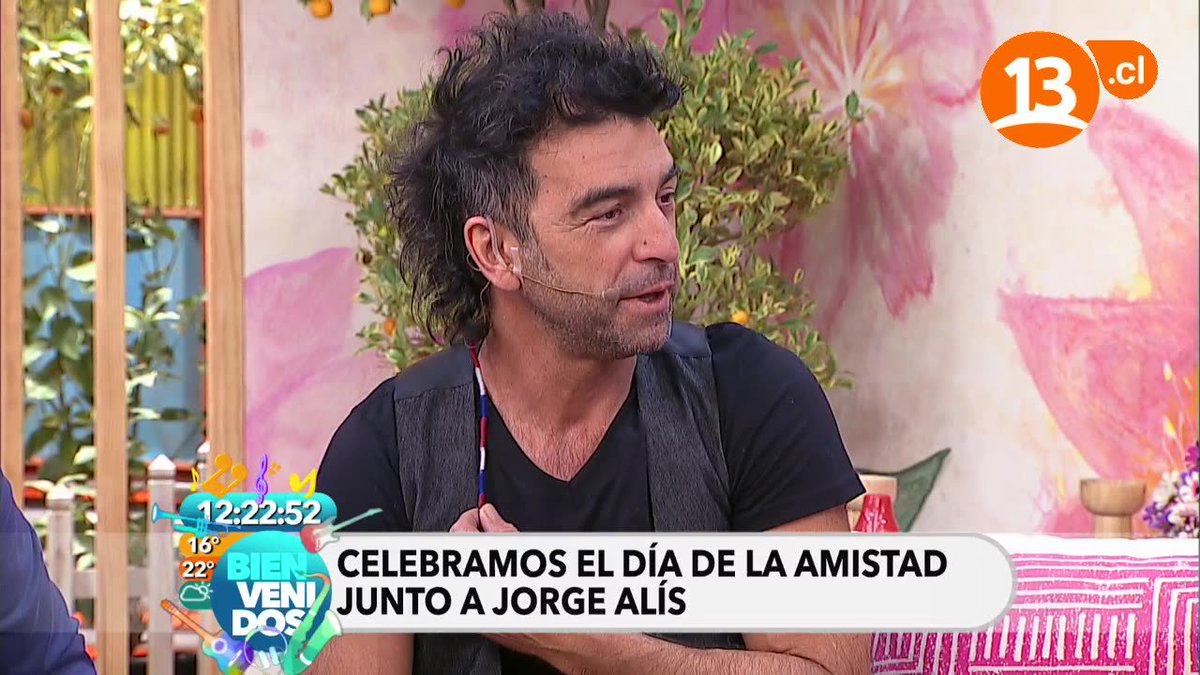tudia_13's tweet photo. ¡Celebramos el día de la amistad junto a Jorge Alís! #BVMartesPositivo https://t.co/xAo6f5CXmZ