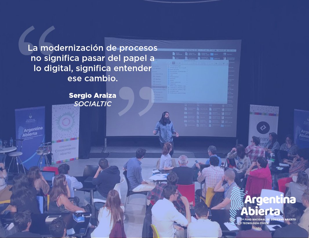 datosgobar's tweet photo. 📣 @mexflow de @SocialTIC compartió sus ideas sobre datos e innovación en el #DataCampAr de #ArgentinaAbierta. https://t.co/GhtzucFWDr