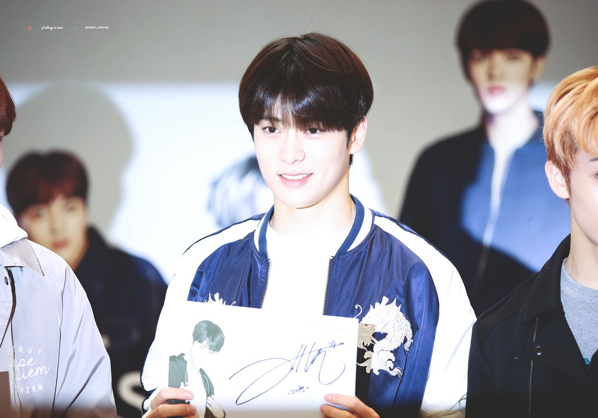 falling in love tweet media