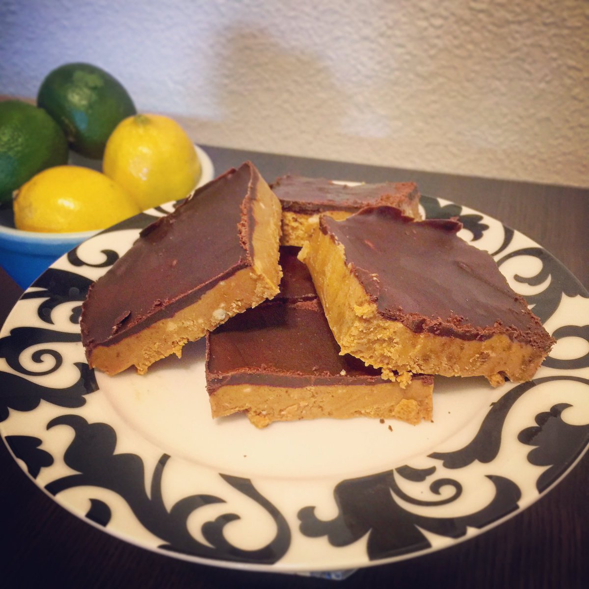 bbtrainer's tweet photo. PB &amp; #Chocolate?Yes!#Lowsugar?Even better!😋#peanutbutter #healthy #fit #lowcarb #health #healthyfood #healthydessert https://t.co/Mj7QJeSpj5 https://t.co/Ut2KU1DwTh