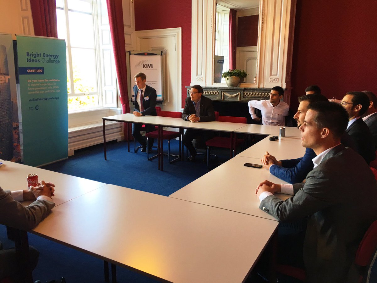 Engagement between <a href="/constantijn14/">Constantijn van Oranje</a> <a href="/StartupDelta/">TLSUD</a> and the best 5 #smartmobility #startups from Europe and Israel <a href="/KIVI_NL/">KIVI</a> #brightenergyideas
