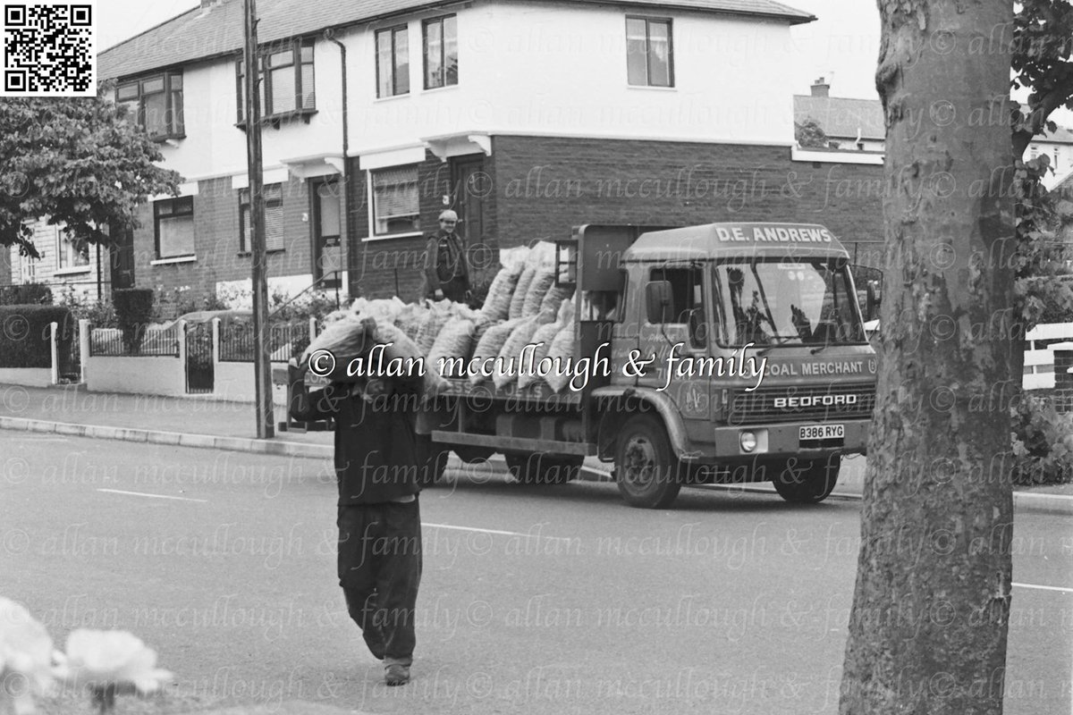 D.E. Andrews Coal
Twaddell Avenue, Belfast