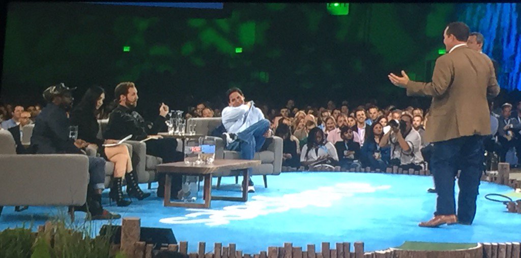 #dreampitch <a href="/Dreamforce/">Dreamforce</a> is a hit! #claire was amazing #df16 <a href="/shahrzadrafati/">Shahrzad Rafati</a> <a href="/mcuban/">Mark Cuban</a> <a href="/iamwill/">will.i.am</a>
