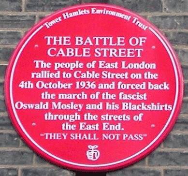 StAmbHistory's tweet photo. 80 years ago today. Battle of Cable Street. Fascist march by Oswald Mosley's Blackshirts challenged by anti-fascists https://t.co/WRAAOE4LRb