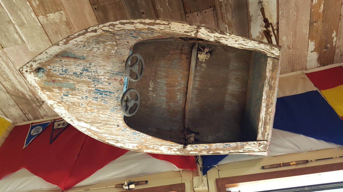 explorationusa's tweet photo. Look up at the @ReelBar ! Beautiful day for some island grub! @PUT_IN_BAY #learntravel #lakeerielove https://t.co/CauPr19SUx