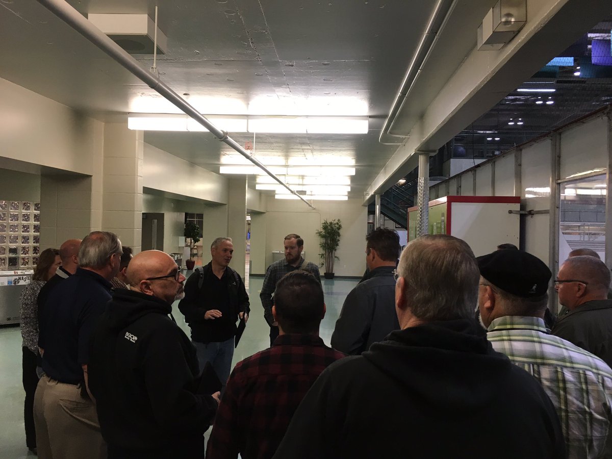 chadvandiver's tweet image. Great to hear about @aboutcommunity from @j_bennett525 &amp;amp; #DennisMills!