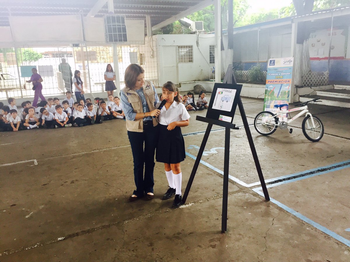 Prevencion_Sin's tweet photo. De la Prim. Héroes de 1864 #Culiacán, Frida es una de las ganadoras de #ColoresYValores #ValorArte #Prevención @gobsinaloa @sspsinaloa1 https://t.co/36XaZtmxU7