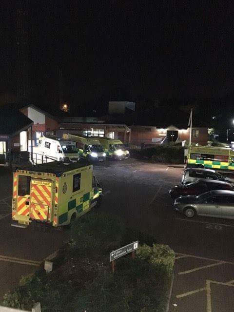 RussnBilbo's tweet photo. This is the Horton Banbury.so busy people having to be treated in ambulances.also JR full. REOPEN ALL SERVICES NOW. https://t.co/53fNBVJdpA
