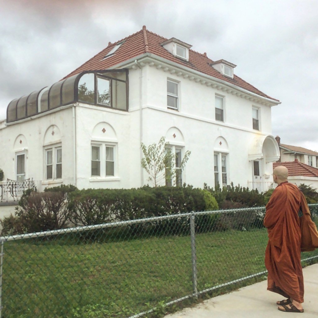 rockawaysummer's tweet image. This will be the home of a FREE #meditation center in #rockawaybeach 🙏 Please donate to: YOUCARING.COM/BUDDHISTINSIGH…