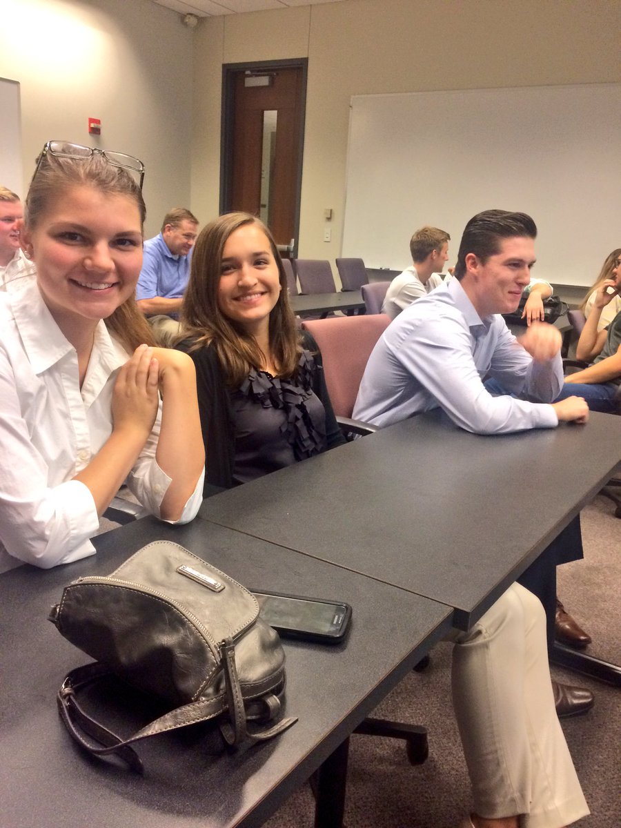 OSUDSP's tweet image. Thank you @AXA for speaking to our chapter last night about how to differentiate yourself while job searching! #OSUDSP