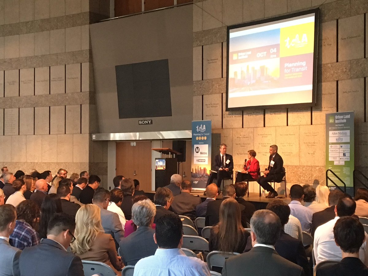 studioneleven's tweet photo. Excited to be learning about transit issues happening in Los Angeles @ulilosangeles #ToLA2016 https://t.co/t5LC7hmbLQ