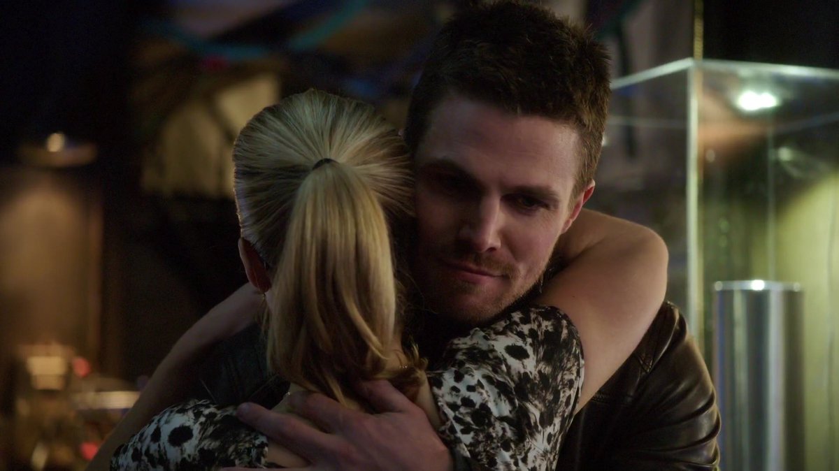 Happy hug #Olicity #OlicityMoments 3x11 3x12.