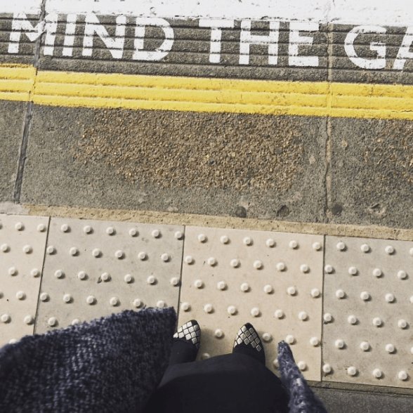 FilterLDN's tweet photo. 10 things to make your morning commute more bearable https://t.co/5kjG9BOc6t https://t.co/KhL5Qgln2x
