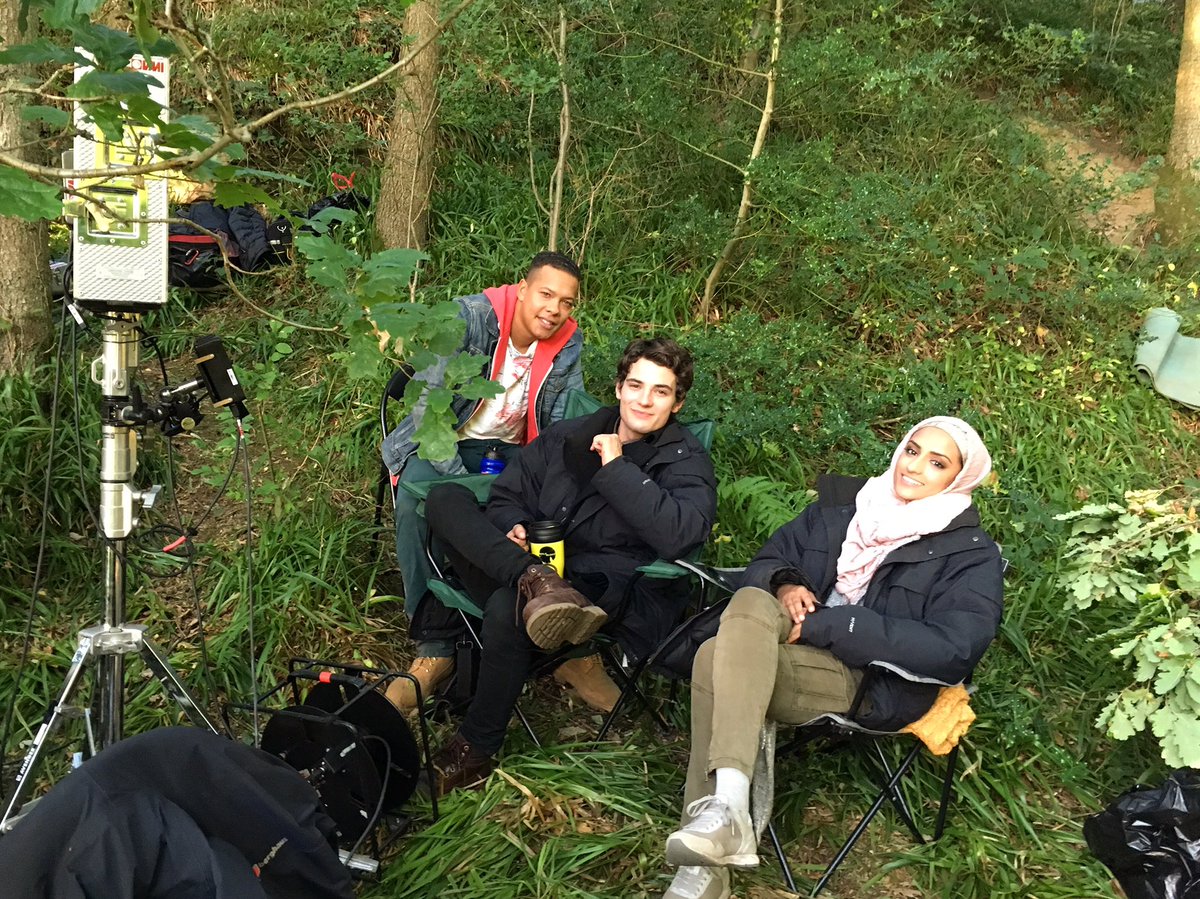 Set Snaps!! That's day 2 of #Wolfblood with these two!!! #Series5 🎥🎬