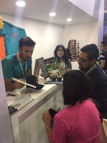 VerdeCorazonMX's tweet photo. Regalitos para ti 💚 https://t.co/ssE0qjEED1 https://t.co/zGWCgF7bMP