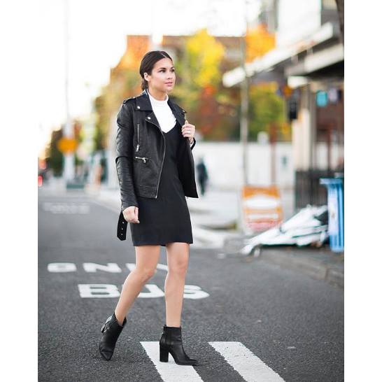 Work week chic with <a href="/SarahStylesSea/">Sarah Styles Seattle</a> <3 Shop the "Accordion" boot she's rocking here: bit.ly/2cxmwyg