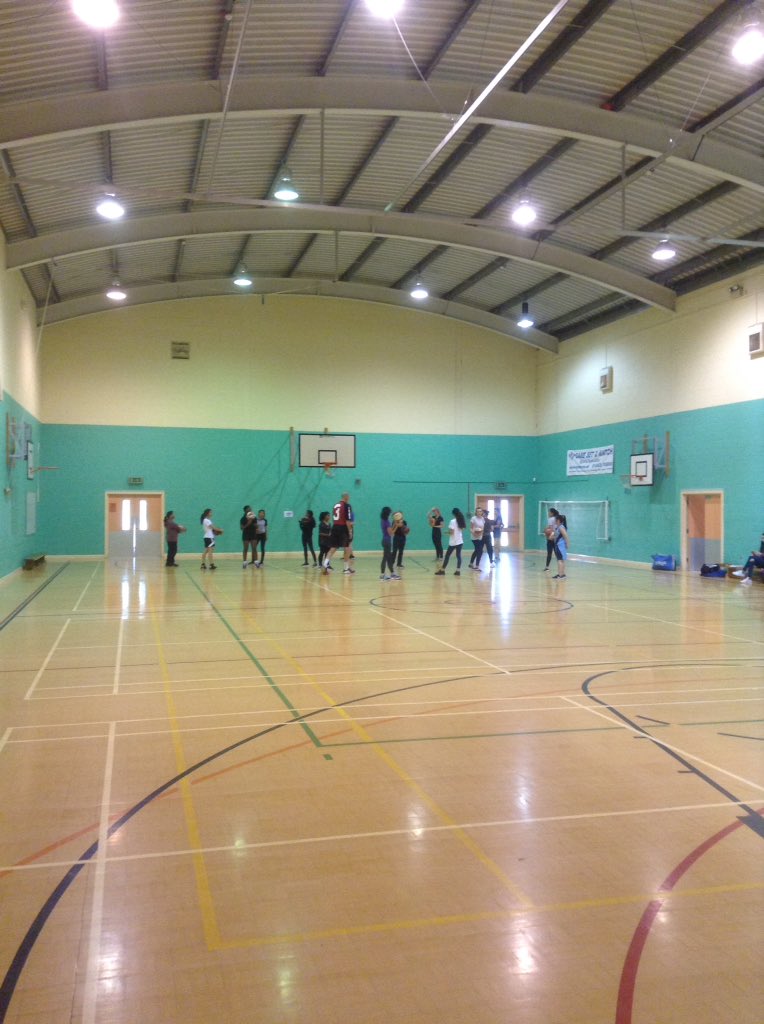 Team_HSDC's tweet photo. 18 girls at #basketball training tonight ahead of next week's game #WomensSportWeek #teamhavant https://t.co/v6P2MGXOMr