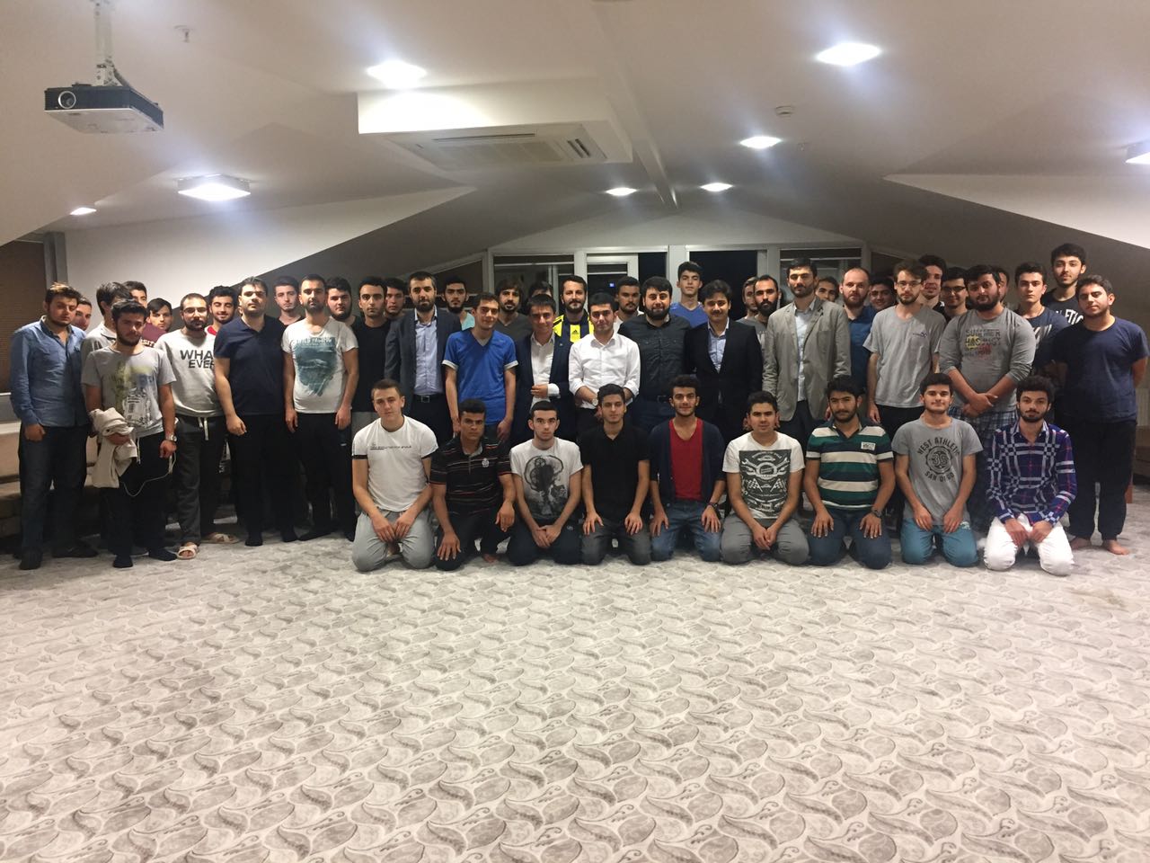 tugva istanbul ar twitter tanisma icin istanbul uskudar selami ali yuksekogrenim erkek ogrenci yurdu muzu ziyaret ettik https t co tm22rf4isi twitter