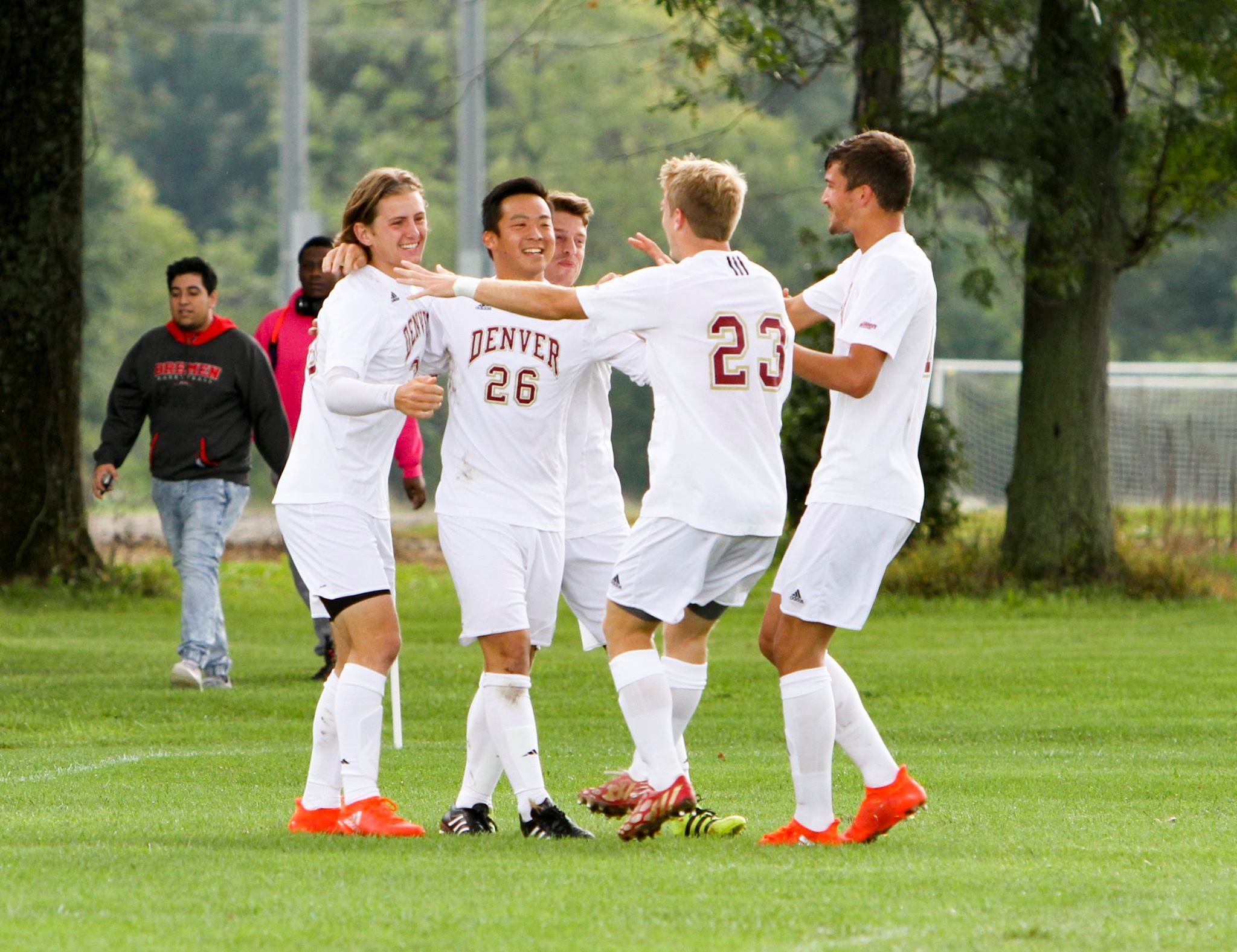 アメリカ大学サッカー留学 デンバー大学 全米ランキング７位 今年も圧倒的な強さを見せるデンバー大学 ９勝０敗２分 Ncaa Division 1 全米ランキング７位 赤松謙 アメリカ大学サッカー留学 日本人サッカー選手 T Co Rzgcsodchf Twitter