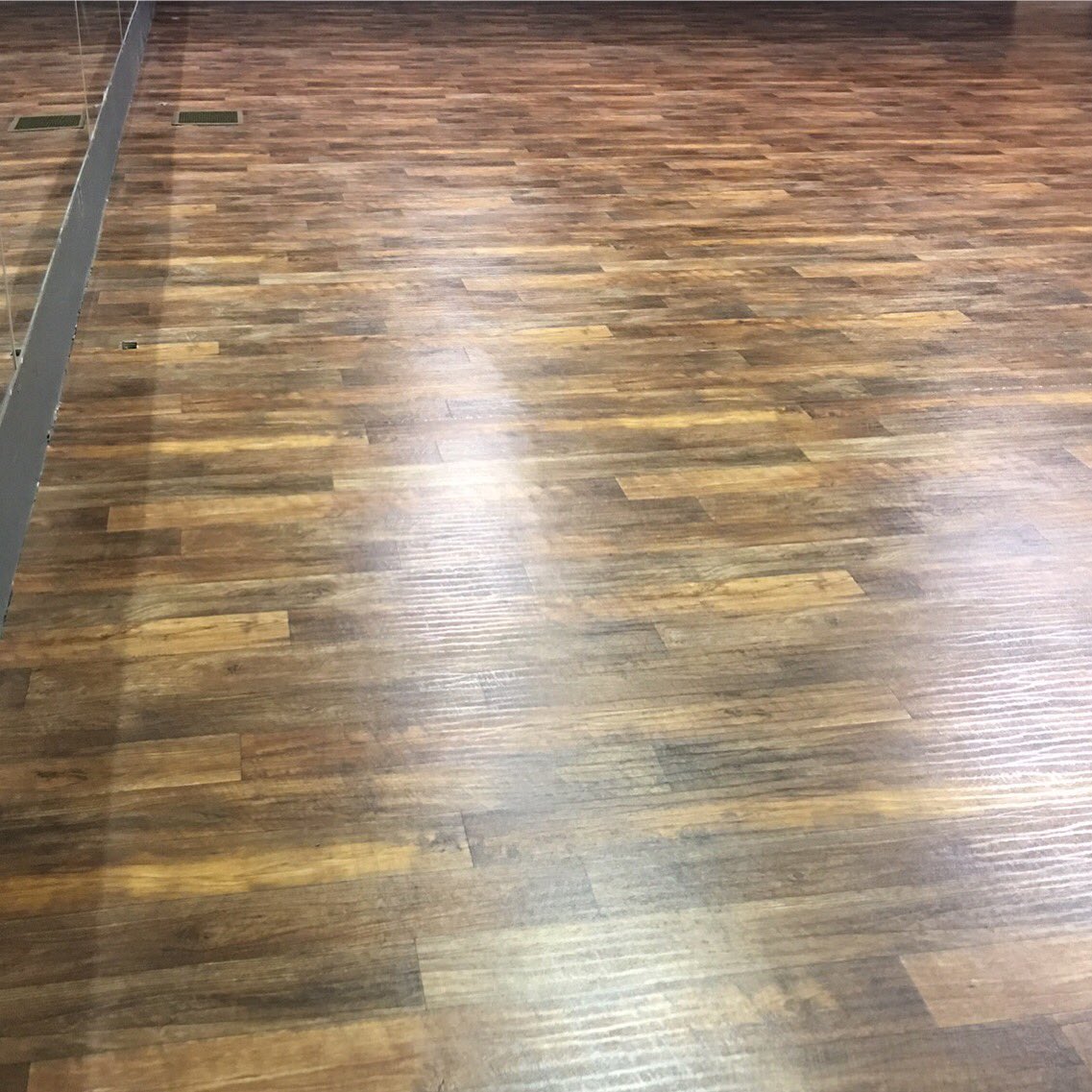 Talent_Factory_'s tweet photo. New dance floor! @Talent_Factory_ https://t.co/rtpnekaJtu