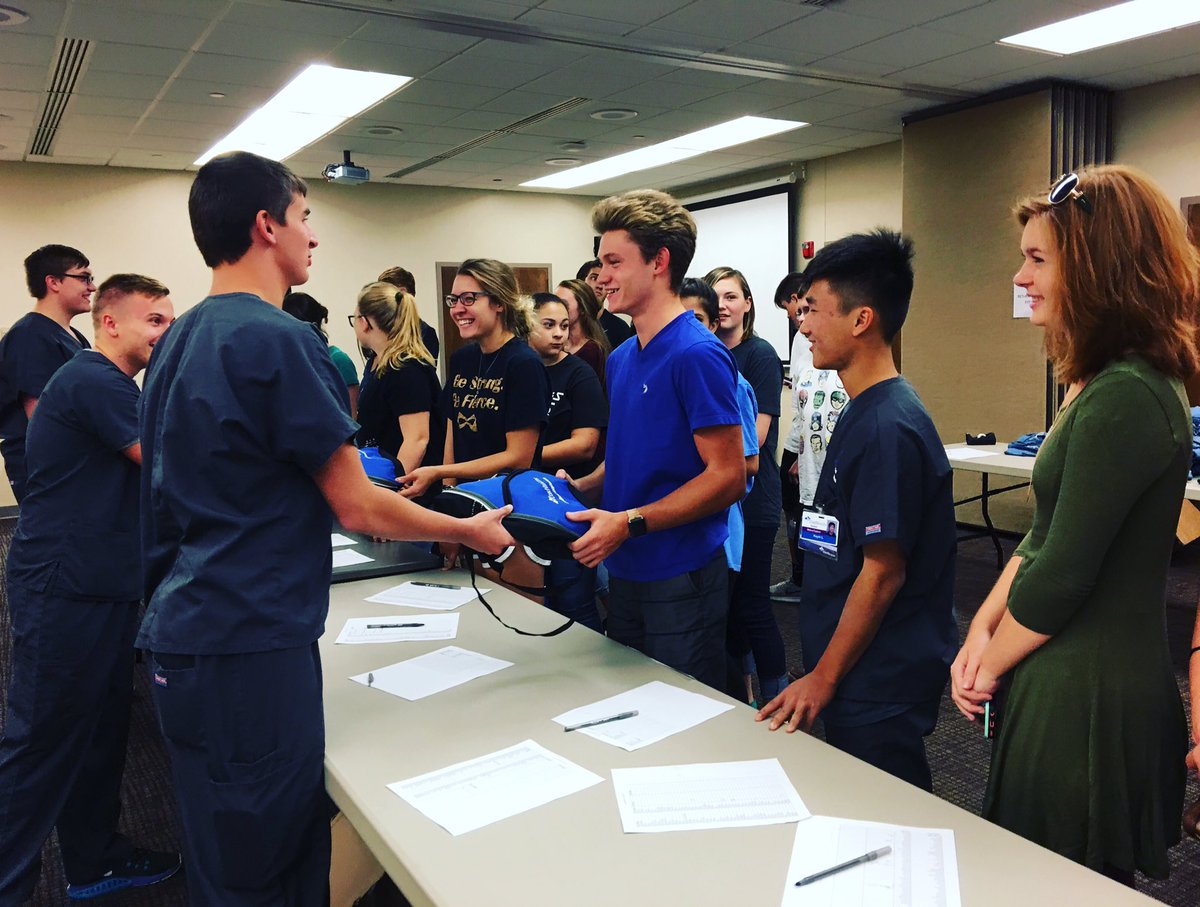 CoxHealth's tweet photo. It's new Medical Explorers night: Our next group of students is coming by to pick up their scrubs and get their flu shots! #medicalexplorers https://t.co/HgQ2ICiYd3