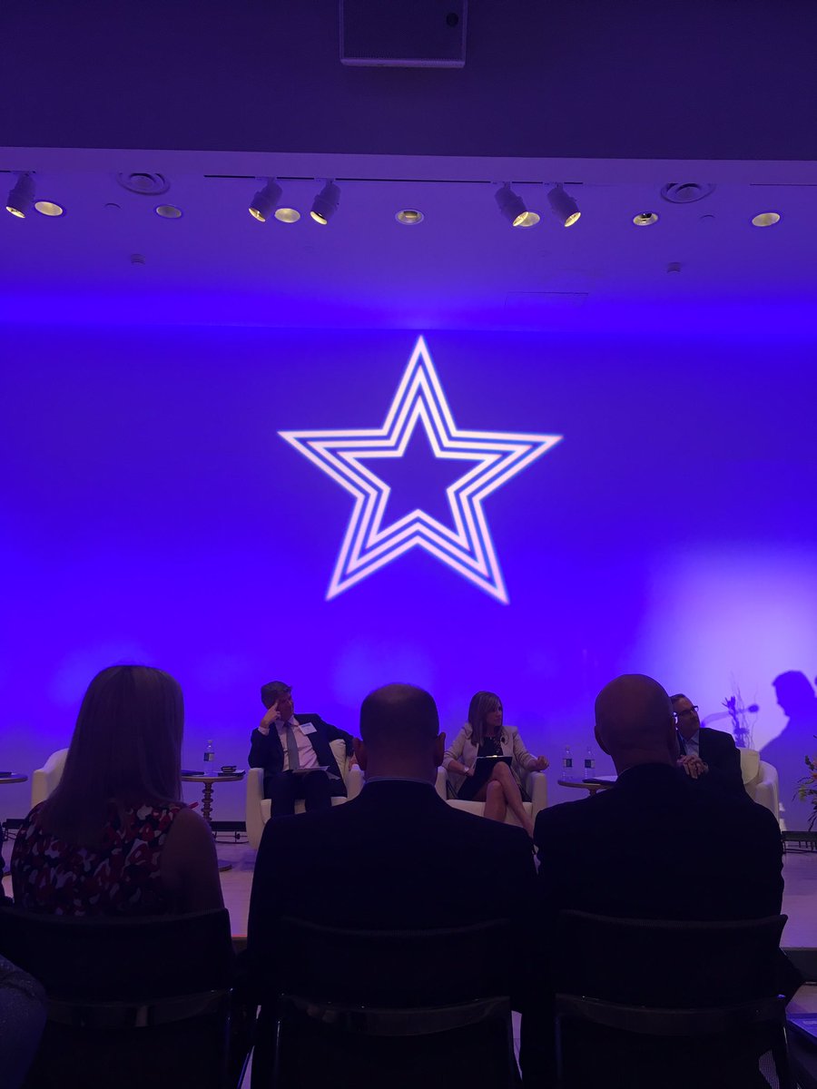 TourRoanoke's tweet photo. #getstartedstarcity https://t.co/sFKB3x8VR2