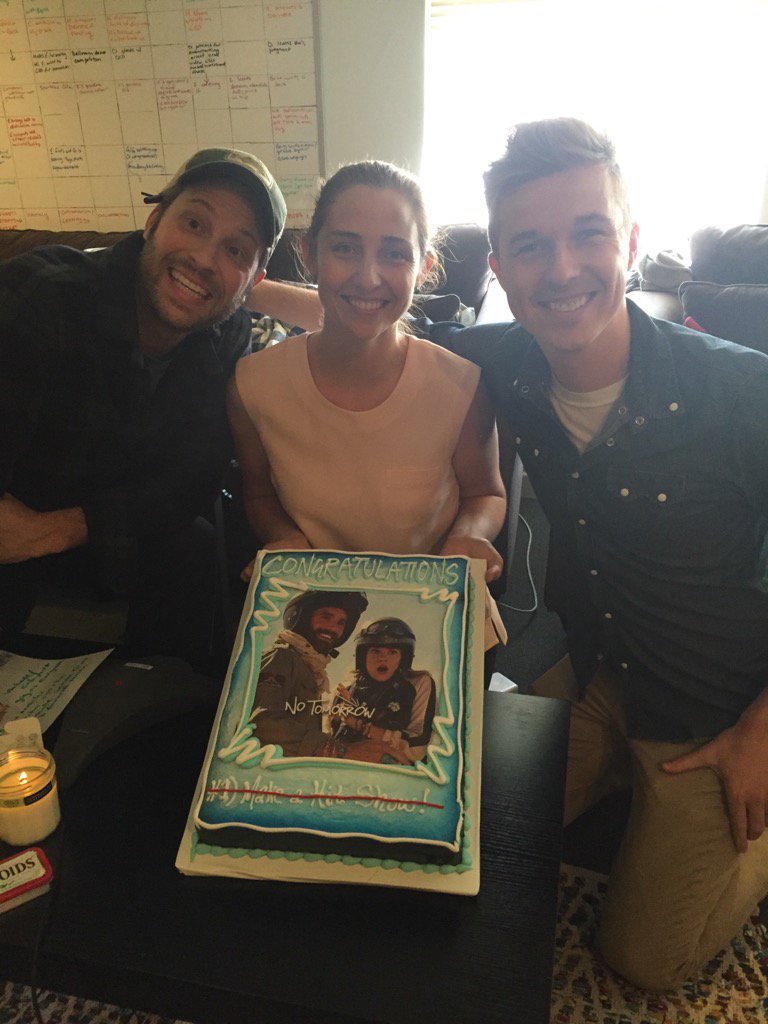 NoTomorrowWritersCW tweet media