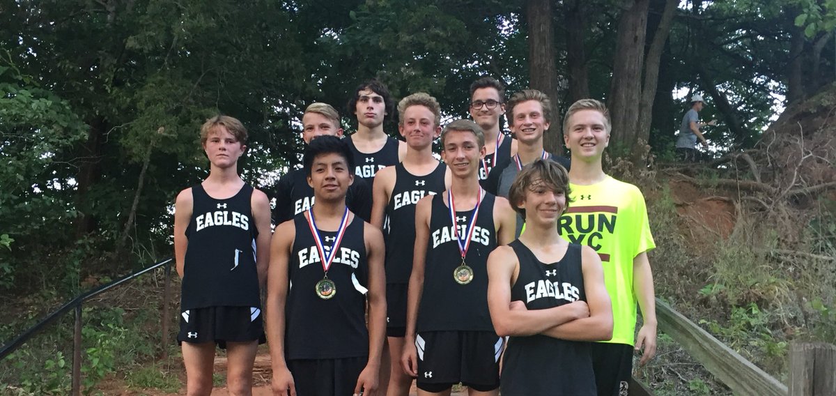 OCAStudentSec's tweet photo. Lots of Medals in Hinton! Jr. high Boys end their season with  1st place and Varsity brings home 2nd place! #OCAXC https://t.co/vLCP3fTCW0
