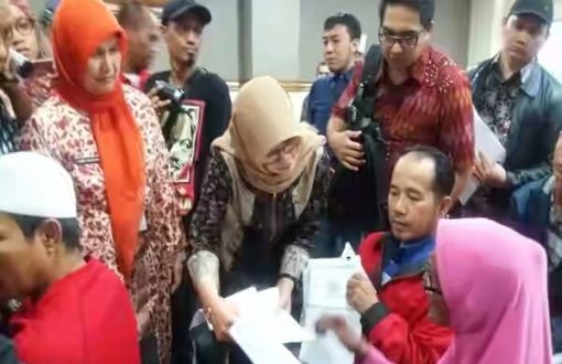 nurfadila_intan's tweet photo. Ombudsman Sidak Layanan KTP-El Disdukcapil Kota Tangerang https://t.co/3TvKtvS4vA
@HumasTangerang @LaksaTangerang @ZonaTangerang @AboutTNG https://t.co/htUrFa2Hxh