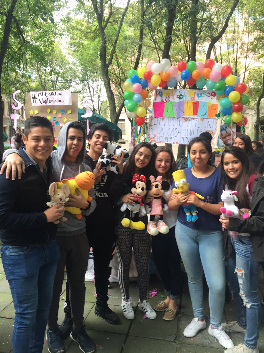andyagay's tweet photo. 💕 #PeaceDayMexico #AmazingTheSpace @CcmPrepaTec https://t.co/IFiqGW34Ak