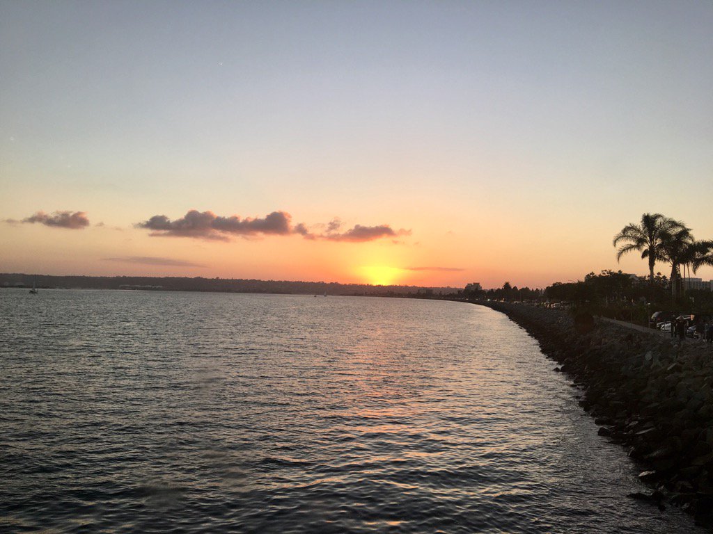 KristiWebbDE's tweet photo. Great way to end the day day with our customers! https://t.co/4DcsDaNjbM
