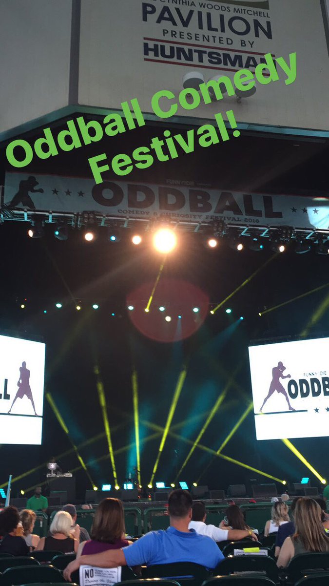 TrinityReloads's tweet photo. Back in The Woodlands for #comedy #datenight 😆 #oddballcomedy https://t.co/F9L9kaqGlw