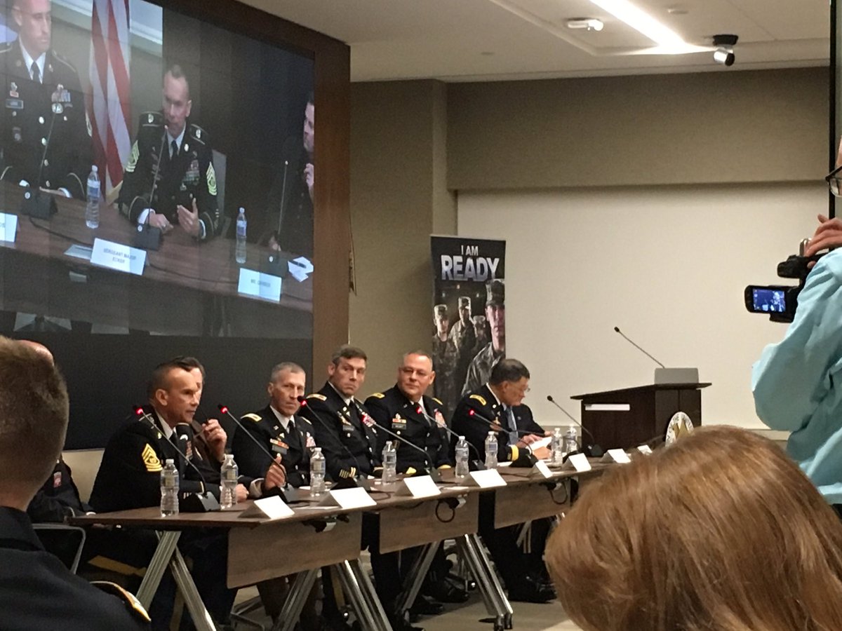 EmilieSAP's tweet photo. Great panel session at #AUSA2016 event on Army Medical https://t.co/P3JFPYN6HG