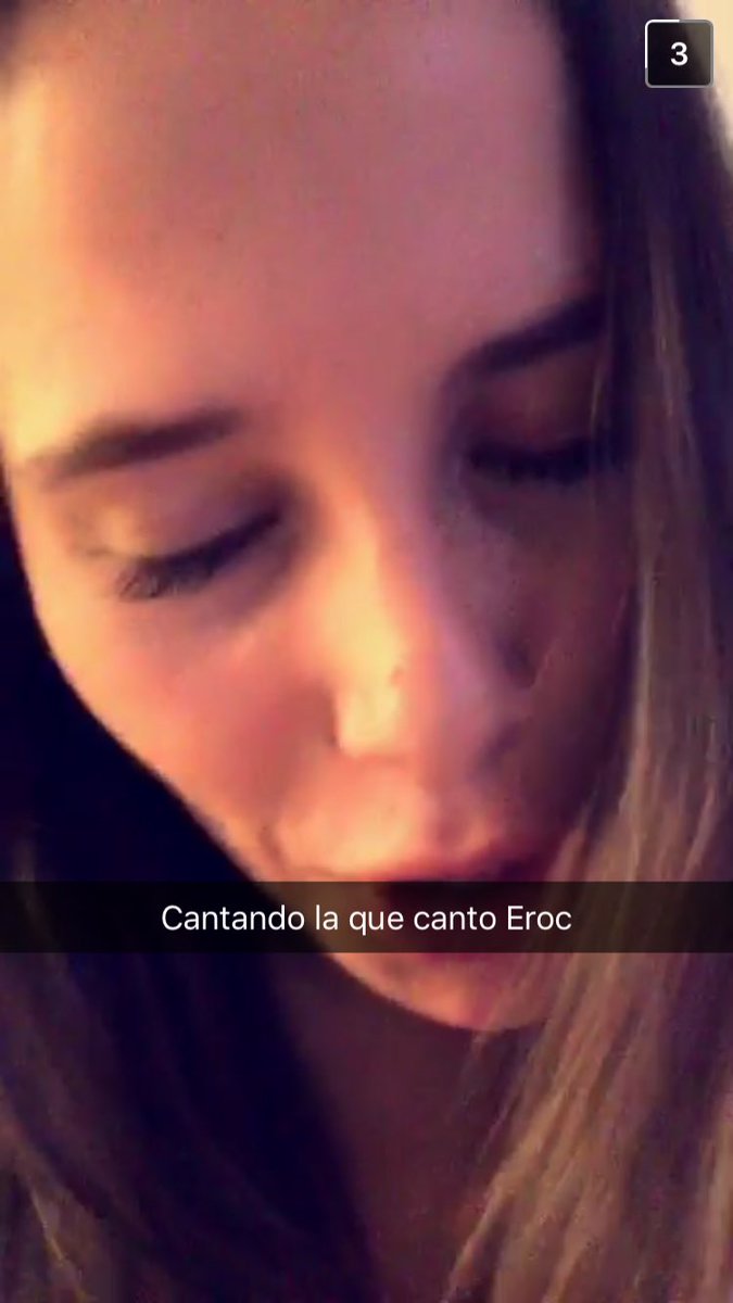 sere_mac's tweet photo. Agradezcan que no la escucharon 🙉💥🤕🙆🏼🙅🏼 https://t.co/mVLsRhGnS0