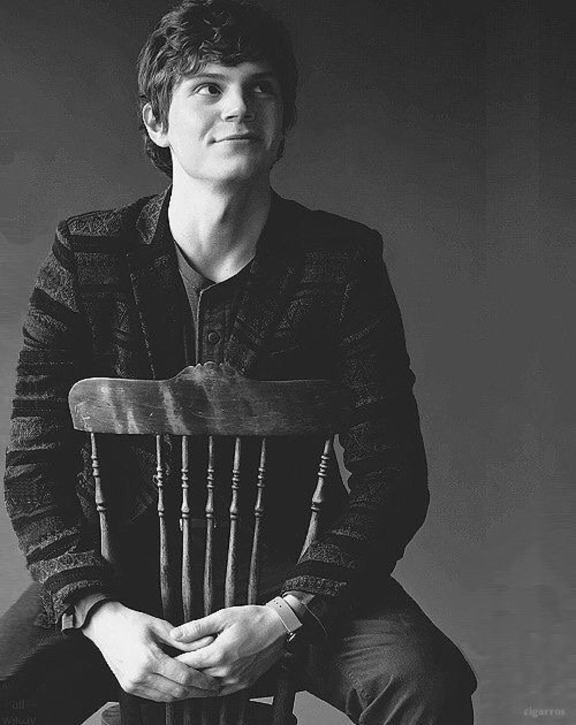 Evan Peters