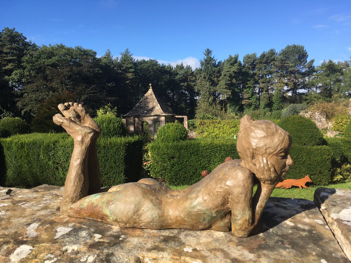 wyndcliffecourt's tweet photo. Only three more days to visit and today is set to be stunning #visitwhileyoucan #chepstow #monmouthshire #gardens https://t.co/Mwv94f1qAE