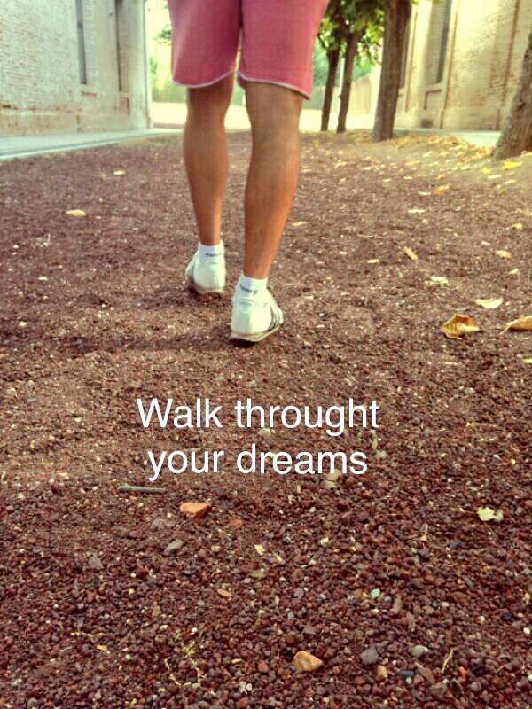 JaviGameLie's tweet photo. Walk trought your dreams. #321uclm #ccafyd #lucha https://t.co/jaI0GTFwZw