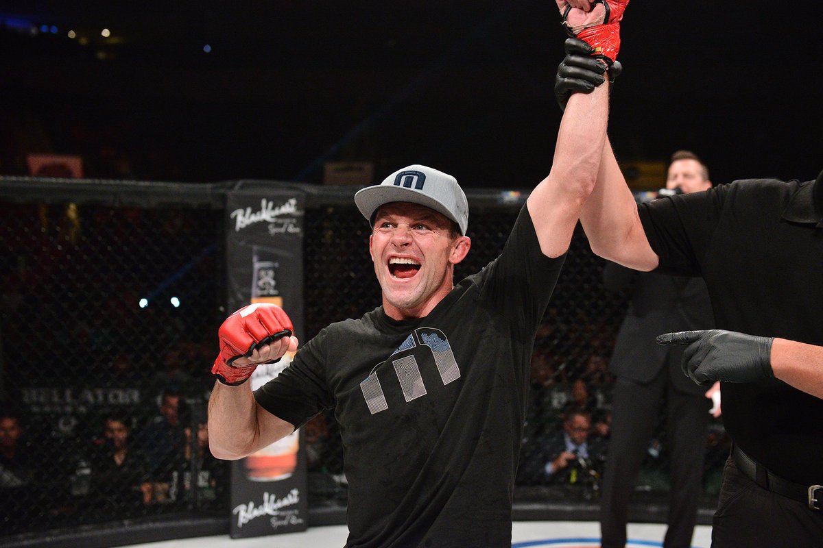 scottkaniewski5's tweet photo. .@JoeWarrenMMA calls out "baby" @DuduDantasMMA
in demanding title shot after #Bellator161: https://t.co/eQSnx1O1eY #MMA @BellatorMMA https://t.co/bqFEqRHXj5