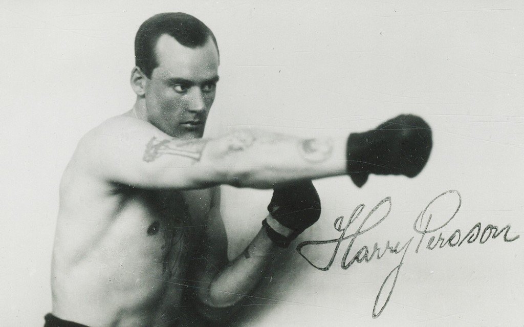 Den 24 september 1898 föds boxarlegenden Harry Persson. Persson kom att bli Europamästare och jobbade efter karriären som vakt på Nalen