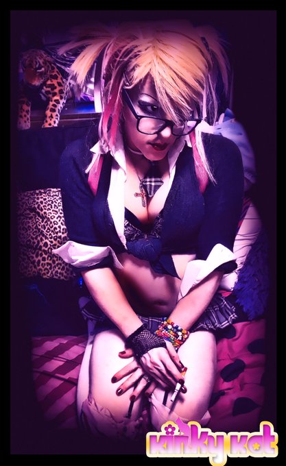 Kinky Lil Jade & Kat’s pics and videos