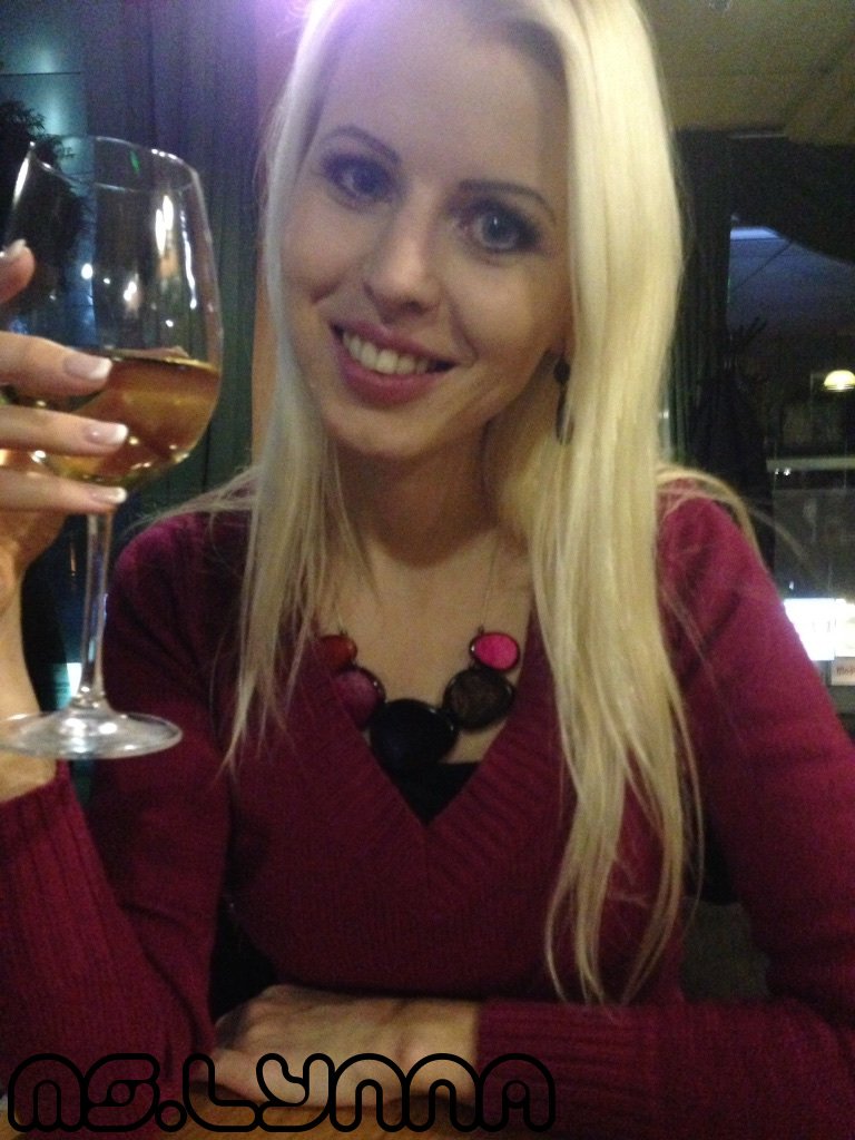 Tw Pornstars Lynna Nilsson Twitter Autumn Is Coming Wine Time