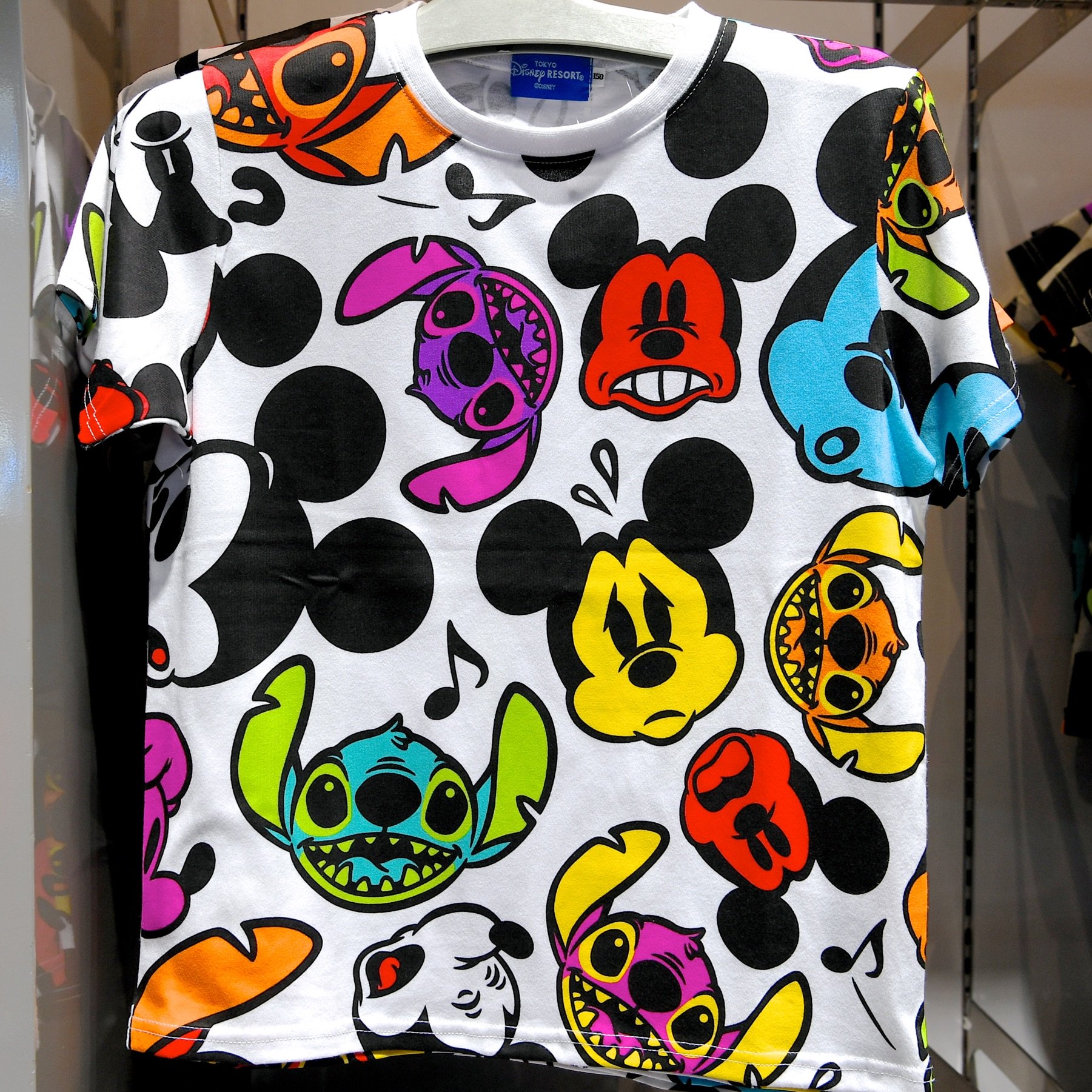 Mezzomikiのディズニーブログ ミッキー スティッチのお顔総柄パーカ Tシャツ発売中 価格4300円 価格1900円 T Co Jpntvklzji T Co Vbbnfikbty Twitter