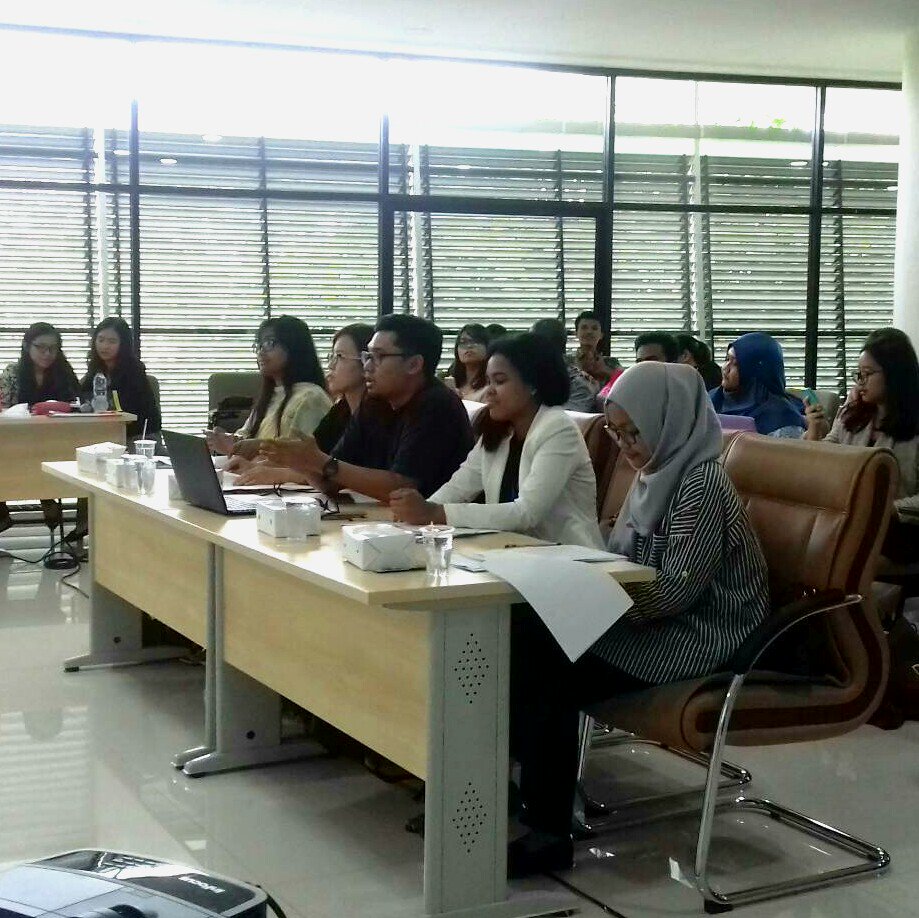 Meet our five APK project judges!

Discussions are about to start so stay tuned!

#The4thAPSF #APSF2016