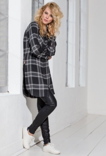 aluna_j's tweet photo. In stock now - skinny leather look pants that will be a super stylish alternative to jeans this Autumn!Shop here now https://t.co/ilQOV2rlLs https://t.co/xAvqIsuZgk