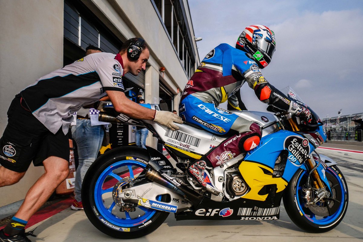 Team Eg 0 0 Marc Vds Aragongp Motogp Fp1 Is Go And Nickyhayden Heads Out For His First Laps About The Teameg00 Honda Rc213v Go Nicky Motogp T Co 6tsg3szivw