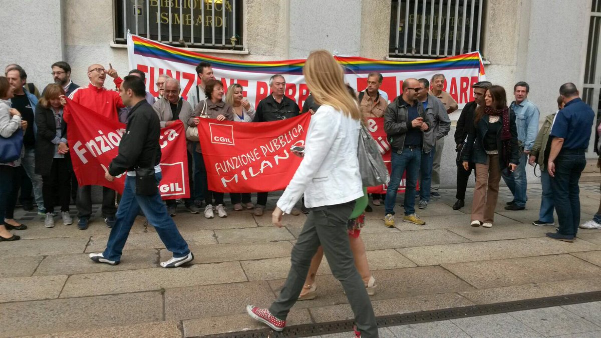 FpCgilLombardia's tweet photo. #Tirocinanti #giustizia: basta lavoro precario mascherato da tirocini! @AndreaOrlandosp @FpCgilNazionale https://t.co/hV5SaT5suz