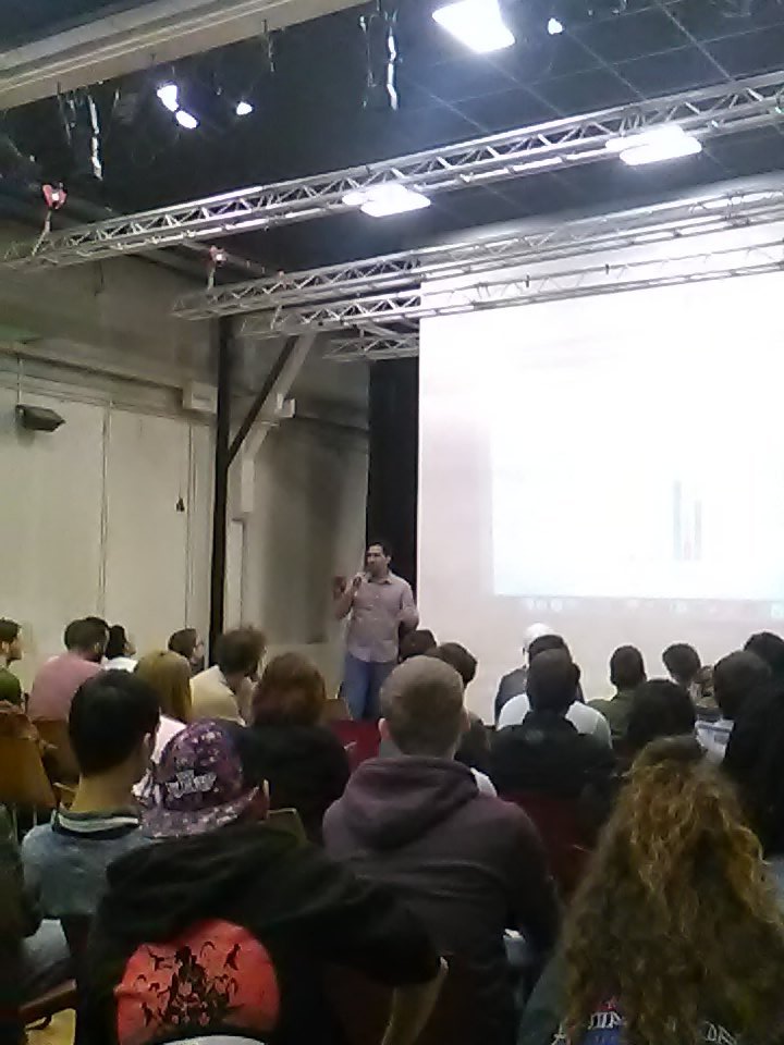 BoostInLyon's tweet photo. Les #BIL9 en plein #startup #pitch au @YnovCampus https://t.co/CNg3YKLqdd