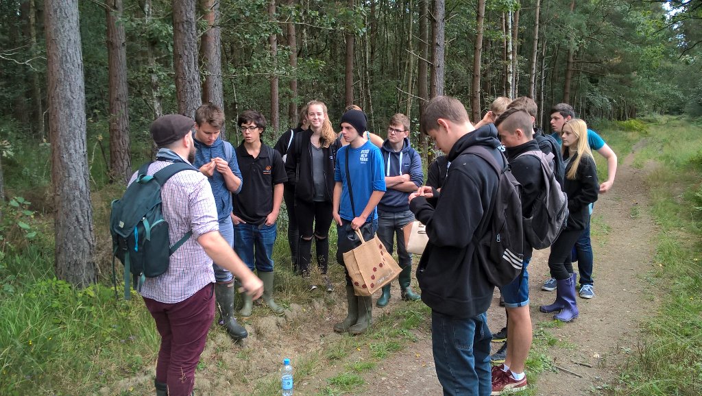 #futurechefs <a href="/ExeterCollege/">Exeter College</a> <a href="/MCainesAcademy/">MCaines Academy</a> <a href="/MattPickett83/">Matthew</a> mycological master class with forager David Beazley